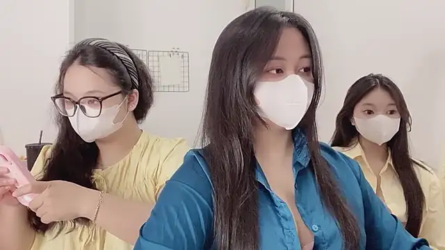 Snapshot of Bamboo_Swetie chatting on October 23, 2025, 3:00 pm Bamboo Swetie online show from October 23, 2025, 3:00 pm