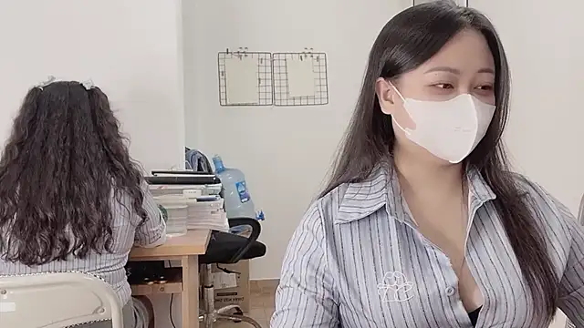 Snapshot of Bamboo_Swetie chatting on September 13, 2025, 3:23 pm Bamboo Swetie online show from September 13, 2025, 3:23 pm