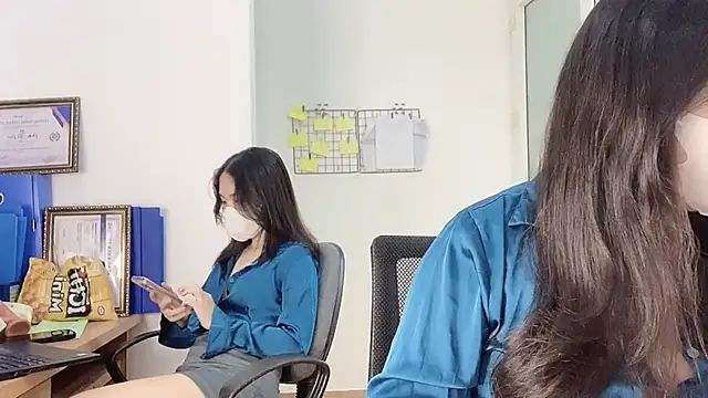 Snapshot of Bamboo_Swetie chatting on March 2, 2025, 3:19 pm Bamboo Swetie online show from March 2, 2025, 3:19 pm