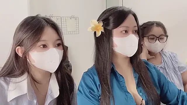 Snapshot of Bamboo_Swetie chatting on November 20, 2025, 3:12 pm Bamboo Swetie online show from November 20, 2025, 3:12 pm