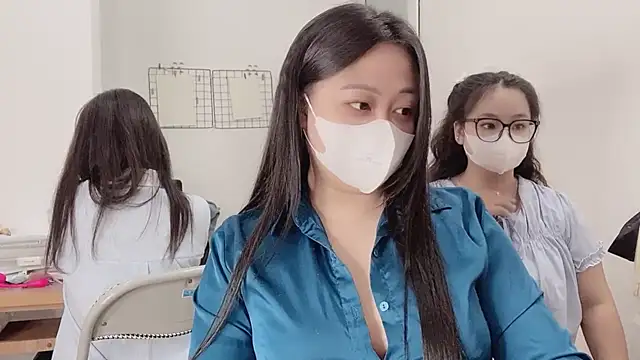 Snapshot of Bamboo_Swetie chatting on November 6, 2025, 3:16 pm Bamboo Swetie online show from November 6, 2025, 3:16 pm