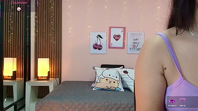 Snapshot of alina_martinelli chatting on March 22, 2026, 11:45 am alina martinelli online show from March 22, 2026, 11:45 am