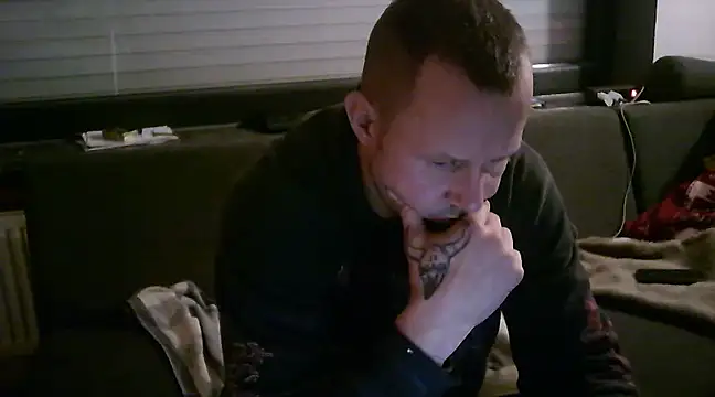 Hornybiboy66 online show from December 9, 2024, 11:24 pm