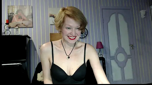 Marquise555 online show from November 3, 2025, 5:05 pm