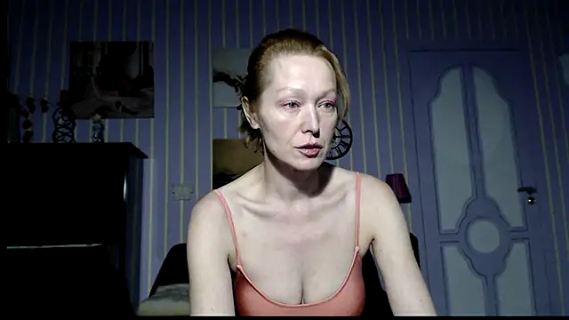 Marquise555 online show from December 19, 2025, 4:20 pm