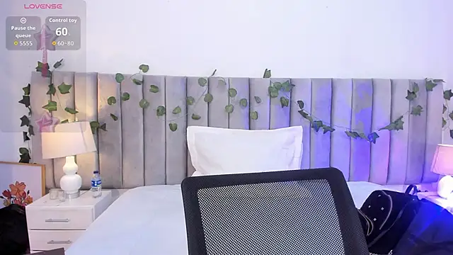 kareena basu online show from April 12, 2026, 3:10 am