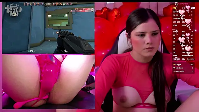 Snapshot of Trianna__ chatting on February 13, 2025, 5:11 pm Trianna online show from February 13, 2025, 5:11 pm