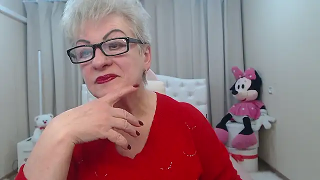 Snapshot of KayleSmoll chatting on February 21, 2026, 8:00 pm KayleSmoll online show from February 21, 2026, 8:00 pm