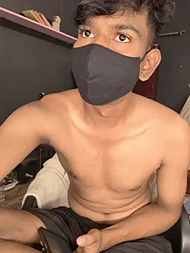 Snapshot of richardjames95 chatting on October 27, 2025, 3:24 pm richardjames95 online show from October 27, 2025, 3:24 pm