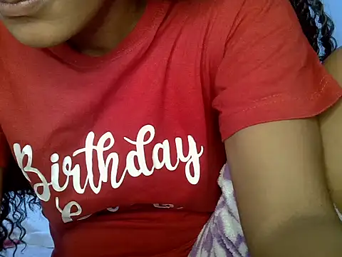 Snapshot of cute-alexis chatting on May 27, 2026, 2:02 pm cute-alexis online show from May 27, 2026, 2:02 pm