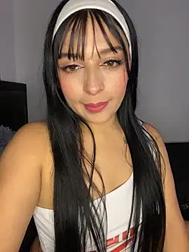 Snapshot of Loren_sexx6 chatting on February 9, 2026, 3:15 am Loren sexx6 online show from February 9, 2026, 3:15 am