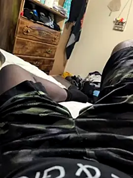 goodboybaddaddy online show from May 6, 2026, 12:14 am