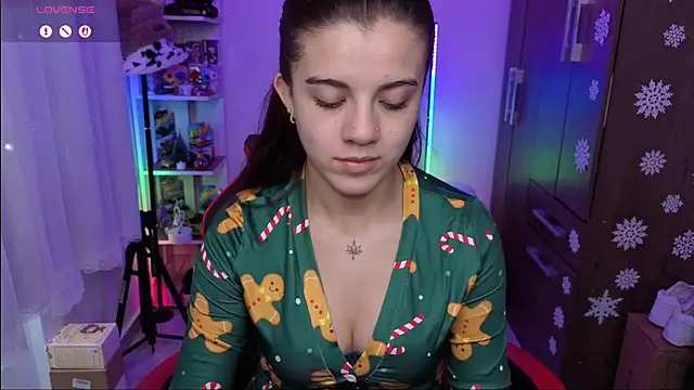 Layla castilloo online show from December 22, 2025, 3:34 pm