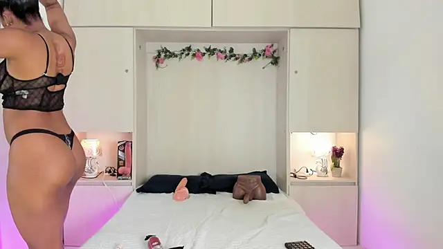 KendallRosse1 online show from December 4, 2025, 11:42 am