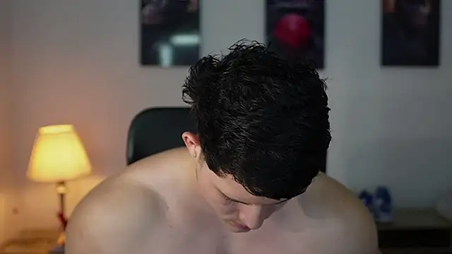 Hazzan Velez online show from October 8, 2025, 11:27 pm