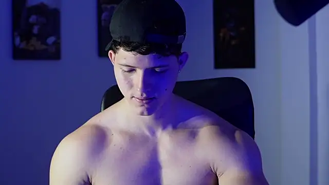 Hazzan Velez online show from December 1, 2025, 6:09 pm