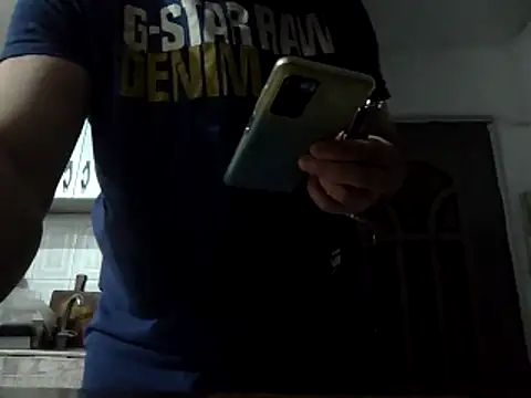 Maryo0001 online show from November 3, 2025, 11:52 pm