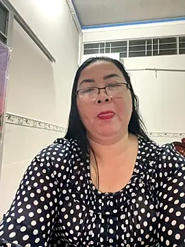 Snapshot of NDith chatting on September 14, 2025, 12:05 pm NDith online show from September 14, 2025, 12:05 pm