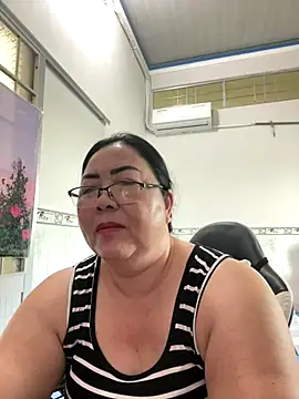 NDith online show from October 31, 2025, 8:00 am