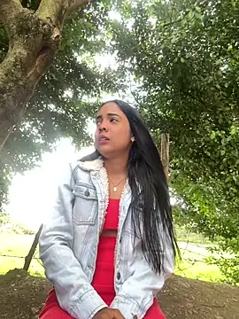 Snapshot of NAUGHTY_LITTLE_18 chatting on March 10, 2026, 9:52 pm NAUGHTY LITTLE 18 online show from March 10, 2026, 9:52 pm