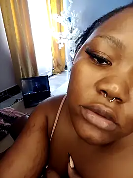 Snapshot of Cherriikenzie chatting on November 11, 2025, 9:37 am Cherriikenzie online show from November 11, 2025, 9:37 am