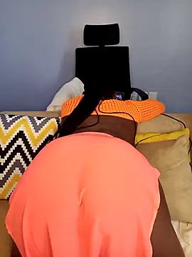 Snapshot of Cherriikenzie chatting on November 28, 2025, 8:36 am Cherriikenzie online show from November 28, 2025, 8:36 am