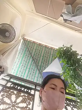 lyna bl online show from June 27, 2026, 1:22 am