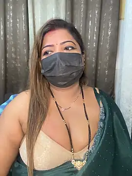 Snapshot of Oh-Monika chatting on April 9, 2026, 5:41 pm Oh-Monika online show from April 9, 2026, 5:41 pm