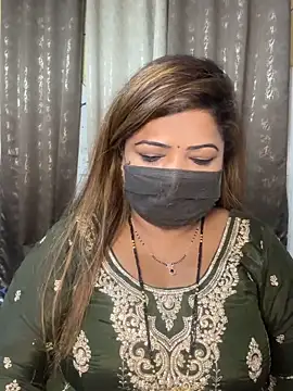 Snapshot of Oh-Monika chatting on March 6, 2026, 5:19 pm Oh-Monika online show from March 6, 2026, 5:19 pm