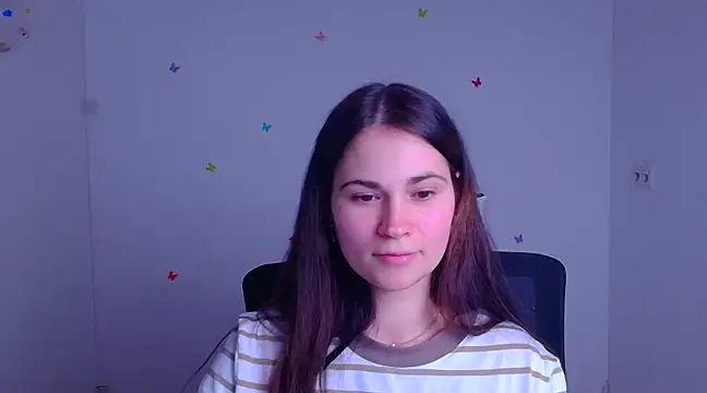 Snapshot of Loon_Amore chatting on March 13, 2025, 10:54 pm Loon Amore online show from March 13, 2025, 10:54 pm