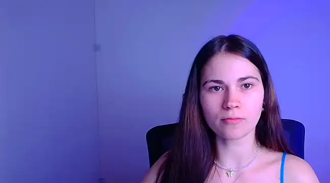 Snapshot of Loon_Amore chatting on February 7, 2025, 7:38 pm Loon Amore online show from February 7, 2025, 7:38 pm