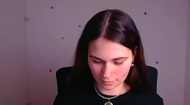 Snapshot of Loon_Amore chatting on February 22, 2025, 10:09 pm Loon Amore online show from February 22, 2025, 10:09 pm