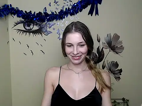 Snapshot of StrangerGi chatting on January 25, 2025, 4:02 am StrangerGi online show from January 25, 2025, 4:02 am