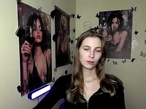 StrangerGi online show from October 11, 2025, 6:31 pm