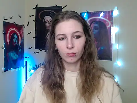 Snapshot of StrangerGi chatting on December 19, 2025, 7:11 am StrangerGi online show from December 19, 2025, 7:11 am