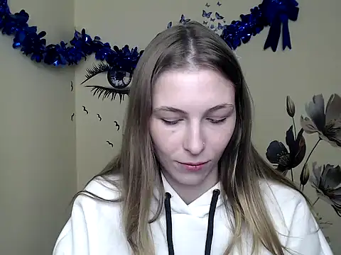 Snapshot of StrangerGi chatting on February 5, 2025, 4:14 pm StrangerGi online show from February 5, 2025, 4:14 pm