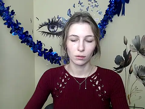 Snapshot of StrangerGi chatting on February 14, 2025, 7:07 am StrangerGi online show from February 14, 2025, 7:07 am