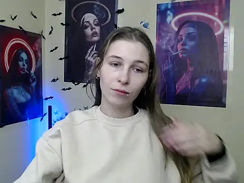 Snapshot of StrangerGi chatting on January 12, 2026, 7:15 am StrangerGi online show from January 12, 2026, 7:15 am