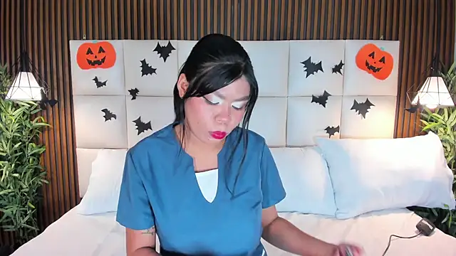 Snapshot of CailynBrowm chatting on October 28, 2025, 4:24 am CailynBrowm online show from October 28, 2025, 4:24 am