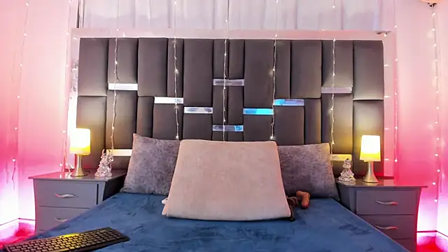 talivega online show from December 1, 2025, 8:53 pm