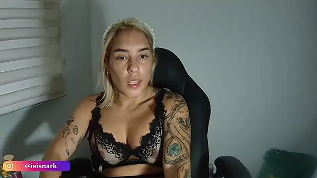 Isis69  online show from October 23, 2025, 10:30 pm