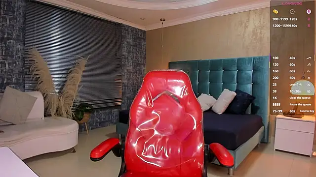 Snapshot of MelanieRioss chatting on May 12, 2026, 1:50 pm MelanieRioss online show from May 12, 2026, 1:50 pm