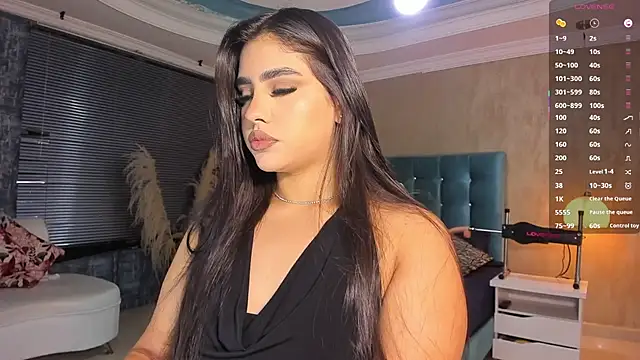 MelanieRioss online show from October 31, 2025, 1:19 pm