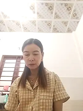 Sexy-ladyboobs20 online show from May 5, 2026, 1:30 am