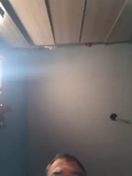 Carlossantos07 online show from April 7, 2026, 11:45 am