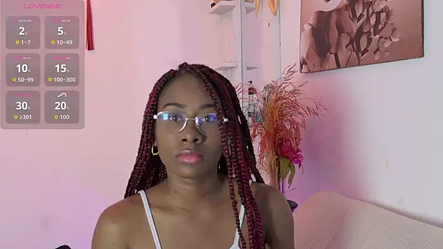  exoticcouple69  online show from November 30, 2025, 12:06 pm