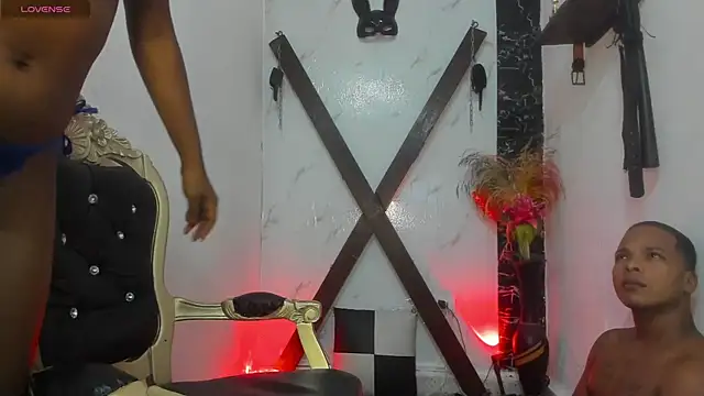  exoticcouple69  online show from September 9, 2025, 3:54 pm