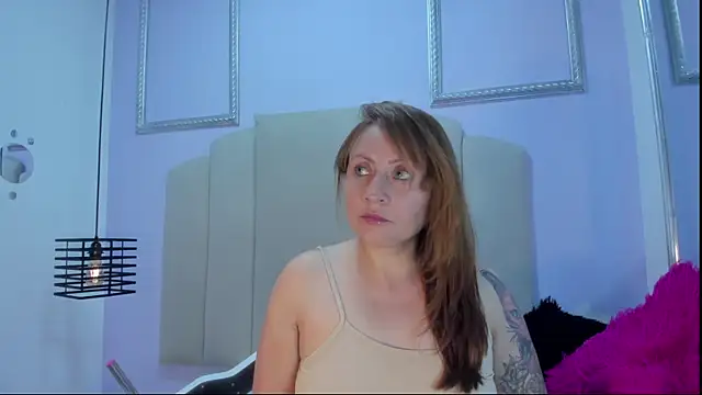 Grettel-ramirez online show from January 14, 2026, 6:11 pm