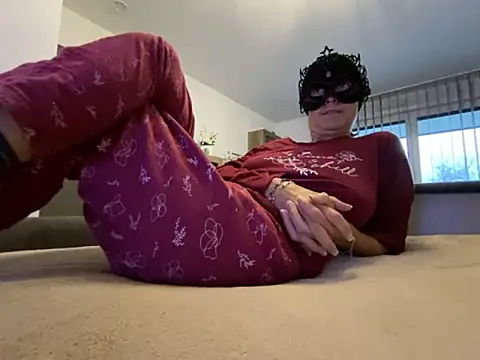 Marilou1983 online show from October 16, 2025, 6:54 am