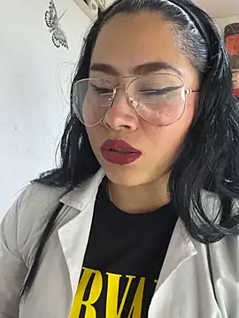 Sweet  Nurse1 online show from May 27, 2026, 1:57 am
